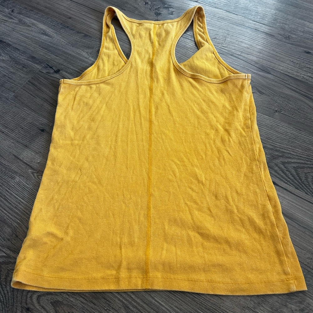 Universal Thread Ribbed Tanks size XL - Picture 5 of 5